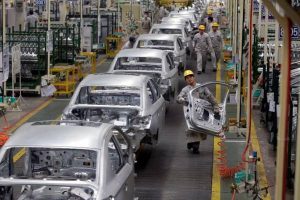 Китай становится мировой фабрикой по производству электромобилей