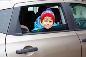 Правила перевозки детей в автомобиле — инструкция от ГИБДД
