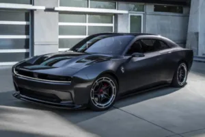 Dodge Charger 2024 нового поколения представлен в виде электромобиля, следом ожидаются бензиновые версии