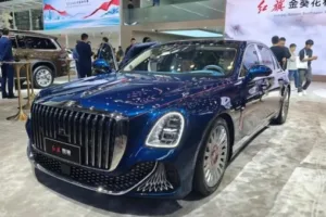 Hongqi L1 (Guoya) 2024: новый представительский седан дебютировал как полноценный конкурент BMW 7-серии и Mercedes-Benz S-Class