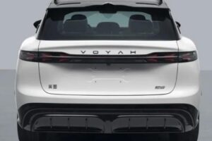 Voyah Zhiyin 2024: новый среднеразмерный кроссовер премиальной марки (конкурент BMW X3). Ждем в России